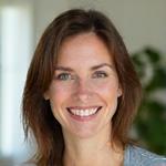 Porträt von Dr. Julia Wagner, Psychologin.